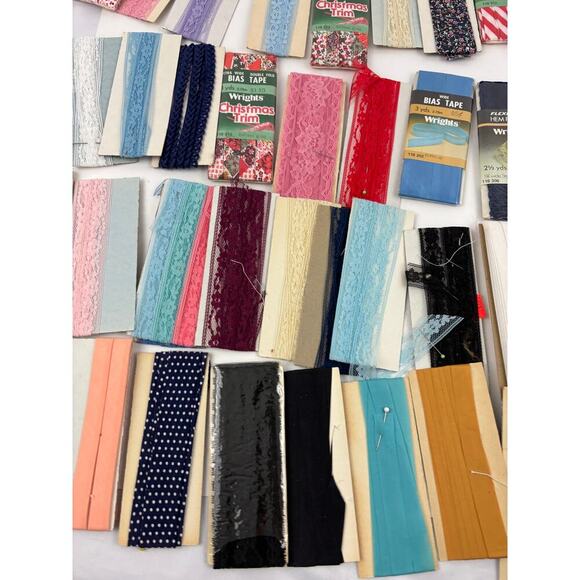 VTG Large MIX Rick Rack Trim Bias Tape Lace Seam Binding Assorted Colors 55+ - Picture 7 of 9